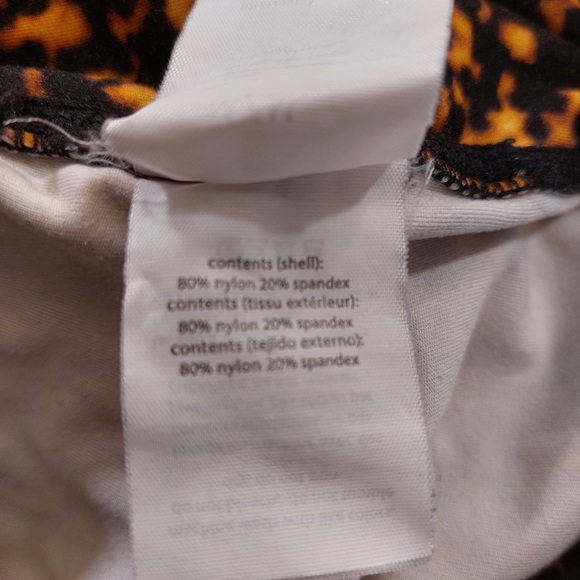 WeWoreWhat Two Piece Workout Set - Picture 11 of 11